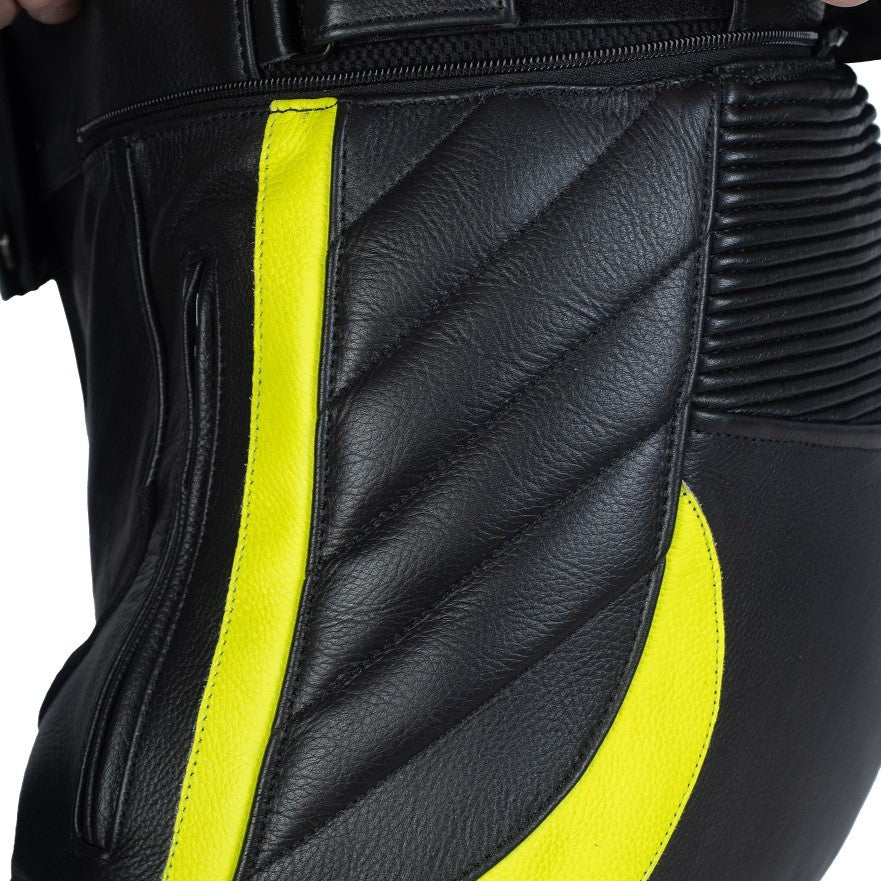 PANTALONI DE MOTOCICLETĂ DIN PIELE NEAGRĂ CU REFLEXIE LUMINOASĂ SCORPIO