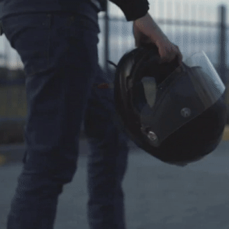 BLUGI MOTO CLASICI PROTECTORI CITY RIDER PENTRU BĂRBAȚI, protecție completă: protecții CE detașabile la șolduri și genunchi cinci buzunare, găici pentru curea, fermoar YKK