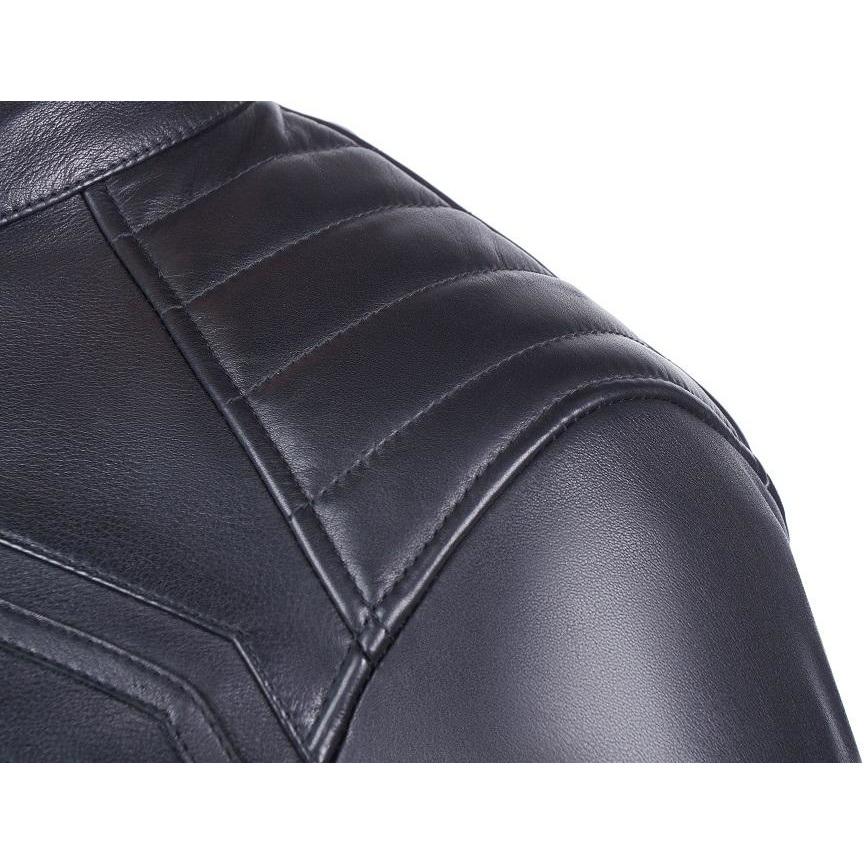 VANGUARD LUXE GEACĂ MOTO NEAGRĂ DE PIELE, piele naturală de vită de 1,3 mm grosime, moale dar rezistentă, cu cusături ranforsate, protecții certificate CE pentru coate și umeri, zona rinichilor vătuită