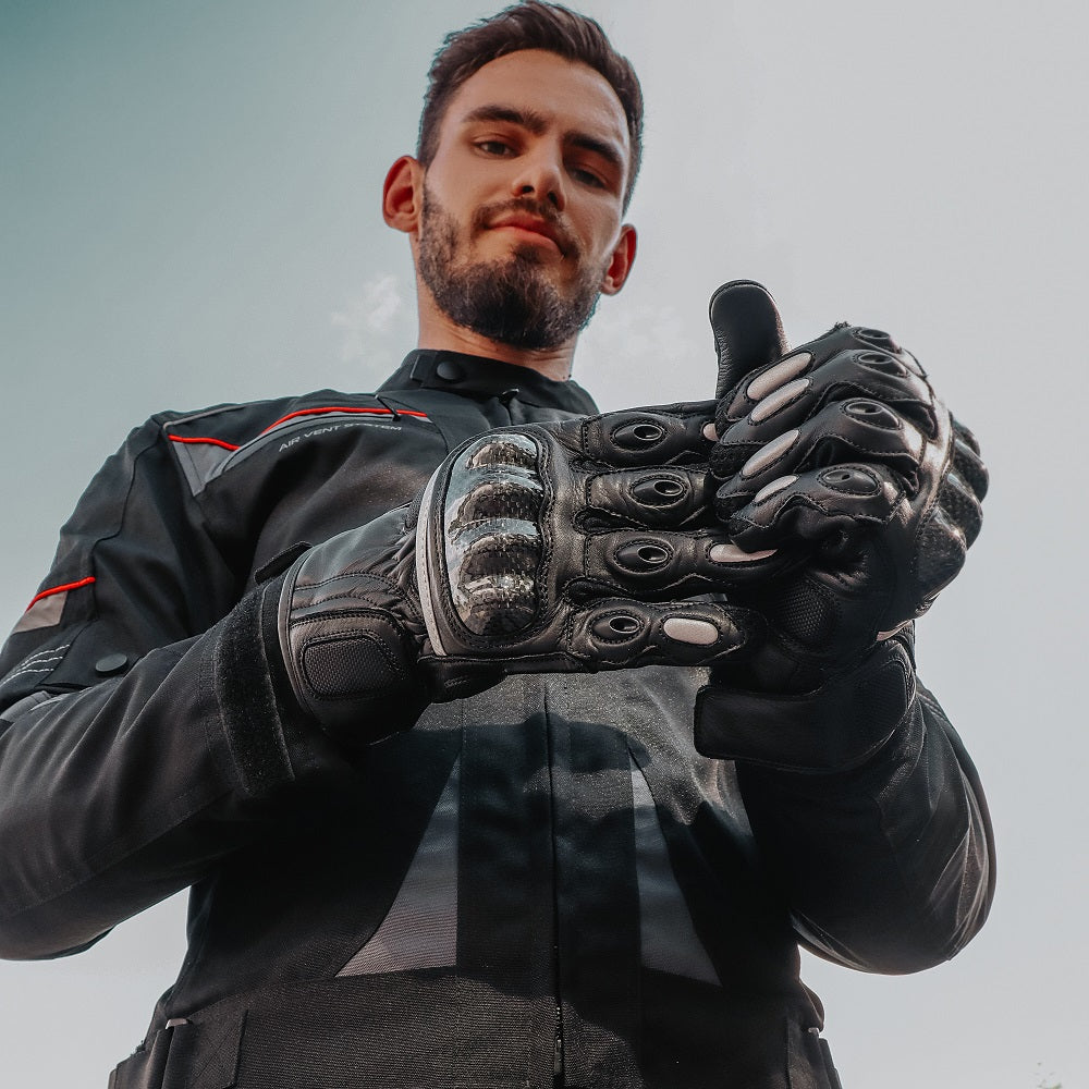 MĂNUȘI MOTOCICLISM RAVEN CARBON RACER , Piele bovină atent selectată, clasa „A”